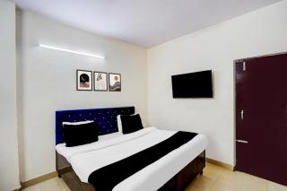 Hotel O Royal Palace - 8