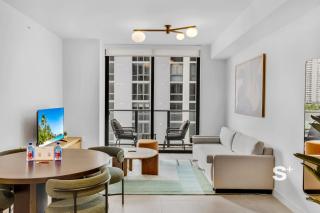 The Crosby Exclusive Condo - Rooftop Pool & Lounge - 9