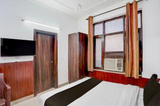 Hotel O J D Resisdency - 9