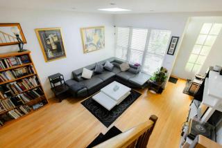 Cozy 1BDR Apartment in Leafy Hawthorn - 5