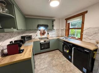 Central 3 bedroom house - Balmoral Road Portree - 3