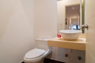 Ocean Breeze & City Vibes Luxury Stay in Lima - 3