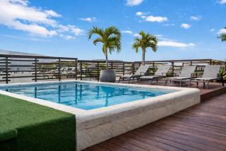 Panoramic Oceanview Pool at Aldea Thai - 8