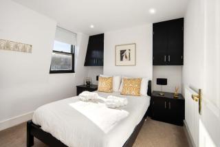 10 Mins Walk to The Oval, The Kennington Retreat - 6