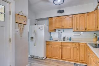 Tampa Bay Getaway w/ Patio & Yard, Pets Welcome! - 2