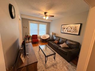 The Olive #5, charmer in BEAUtiful Sherman Hills! - 0