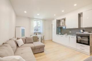 Patty New Apartment in Laveno Center - Happy Rentals - 1