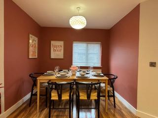 Chester City Centre 4 Bedroom Apartment - 6