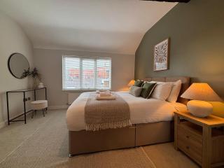 Chester City Centre 4 Bedroom Apartment - 5