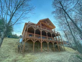 Trail Run Inn - 15 Guest Cabin RRG Gorgeous Views - 7