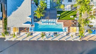 Waterfront Heated pool Lime Key Three - 8