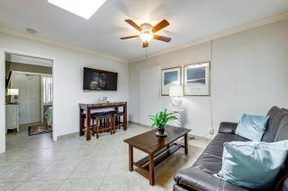Steps to Beach! Pompano Beach Apt w/ Shared Pool - 5