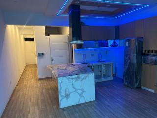 Dpto de Lujo Centrico con Jacuzzi y Balcon Parque de las Aguas - 7