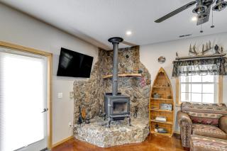Hazel Creek Cabin on Kirksvilles Outskirts - 5