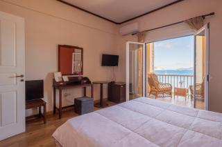 Methoni Beach Hotel - 5