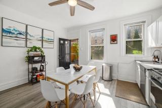 Near UPMC, CMU, Pitt & Walnut and Free Parking - 3