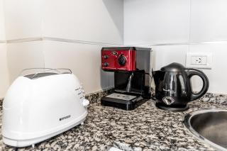 Hermoso monoambiente con balcón - excelente ubicación con wifi rápido - 6