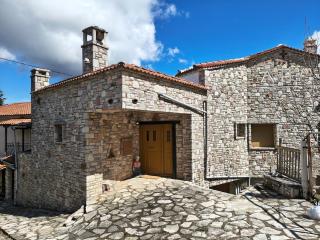 Πέτρινο 1952, Κερασιά Λίμνη Πλαστήρα - 0