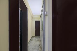 Hotel O Malhotra BnB - 8