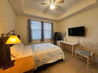 Cozy Studio by Bonita Beach with Desk & Bikes - 1