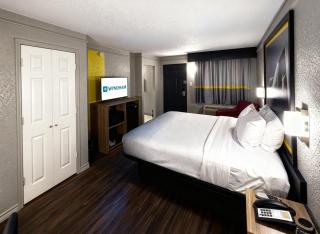 Super 8 by Wyndham Nacogdoches Near University - 7