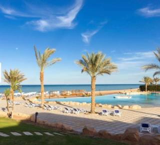 Sahl Hasheesh Finest Chalet - Gravity resort beachfront family 2 bedroom - garden pools view waterpark NON EGYPTIAN ONLY - 5