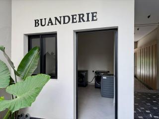 Studio CFC avec Gym & Parking Gratuit - 4