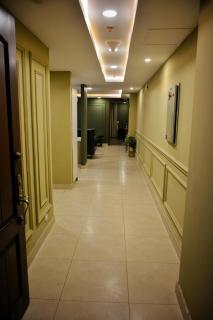 DHA - GOLDCREST MALL AND RESIDENCY - EXECUTIVE APARTMENTS By ALVIS SUITE - 2