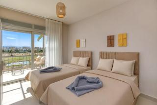 Chalets with Direct Pool Access Ein Bay - 2