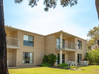 Novotel Vines Resort Swan Valley - 2