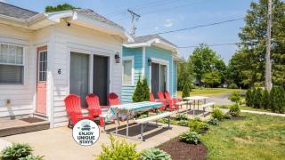 Sister Lake Cottages - Unit 6 - 0