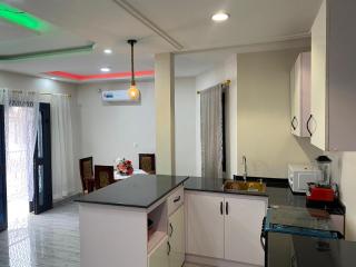 Studio au goudron à Nsimeyong Yaoundé - 8