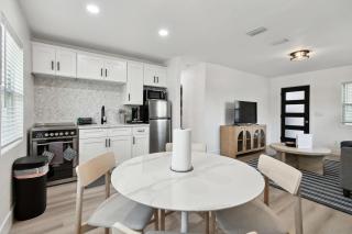 On Block from Gulf Shores | Treasure Island | John's Pass Boardwalk - 3