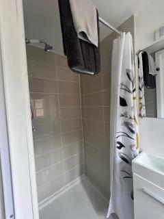Mulla Villa Tiny Home - 3