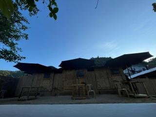 AJs Bamboo Beachfront Guesthouse - 3