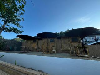 AJs Bamboo Beachfront Guesthouse - 2