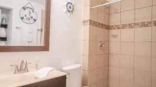 Sun Ray #2B - Pet Friendly, 3min Walk to Beach - 1