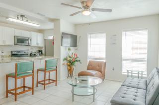 Sun Ray #3B - Pet Friendly, 3min Walk to Beach - 0