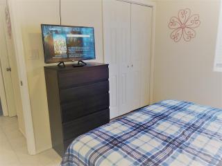Sun Ray #3B - Pet Friendly, 3min Walk to Beach - 1