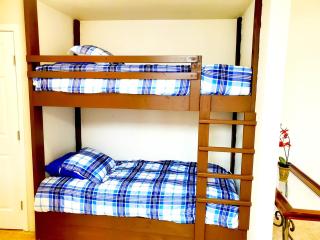 Sun Ray #1A - Pet Friendly, 3min Walk to Beach - 6