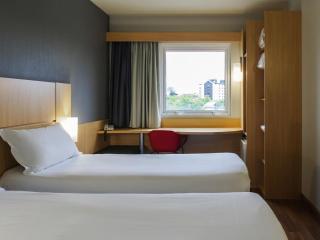 ibis Curitiba Aeroporto - 8