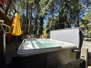 Camp Nelson Chalet | Game Room | Spacious |Hot Tub - 5