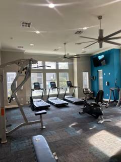 Magnolia 1BR Retreat Perfect for Work & Getaways - 7
