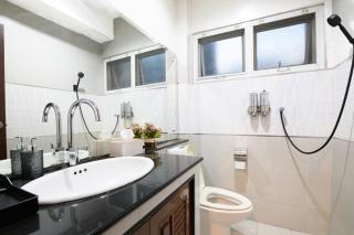 Garage House Bangkok-Car Theme Stay 8Bed 6Room - 3