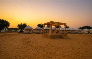 Desert Luxury camping with swimming pool - 6