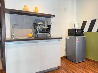 K Avenue Homestay Near Airport - 7