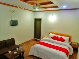 Ruby Hotel And Guest House - 9
