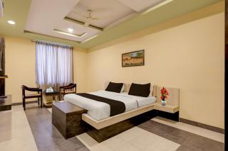 Super Townhouse Reti Bus Terminal Udaipur Formerly Greenland - 8