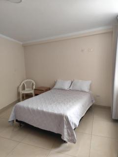 Departamento amoblado cerca a la Alameda Valdelirios - 0