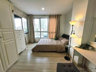 Si Lom Sathon is a large space city view Condo near King Power Mahanakhon BTS Phat Phong Night Market tourist business district - 7